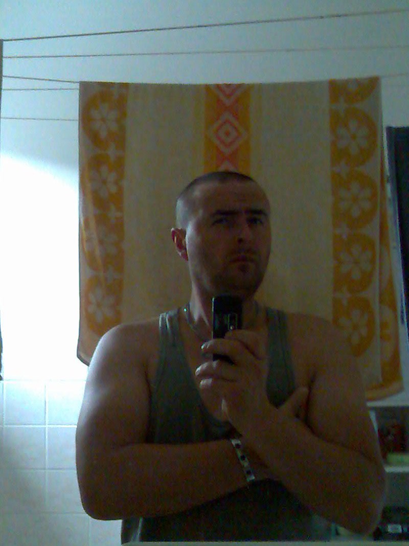 Někdy po ránu se nesměji.jpg